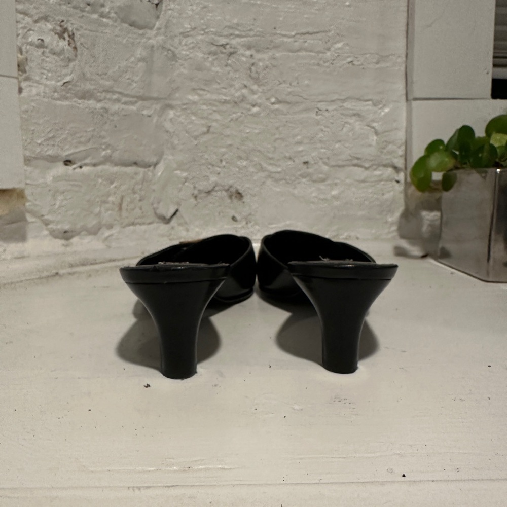 Elegant Black Women's Mules - Picture 5 of 6
